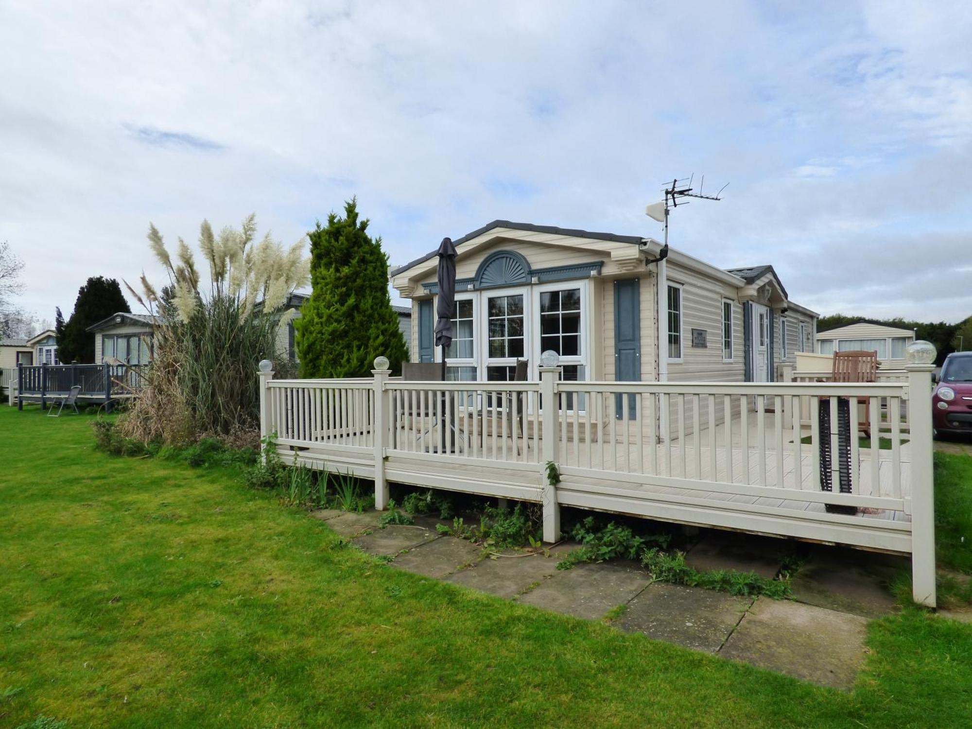Cedar Lake 58 At Southview Leisure Park Skegness Exterior photo